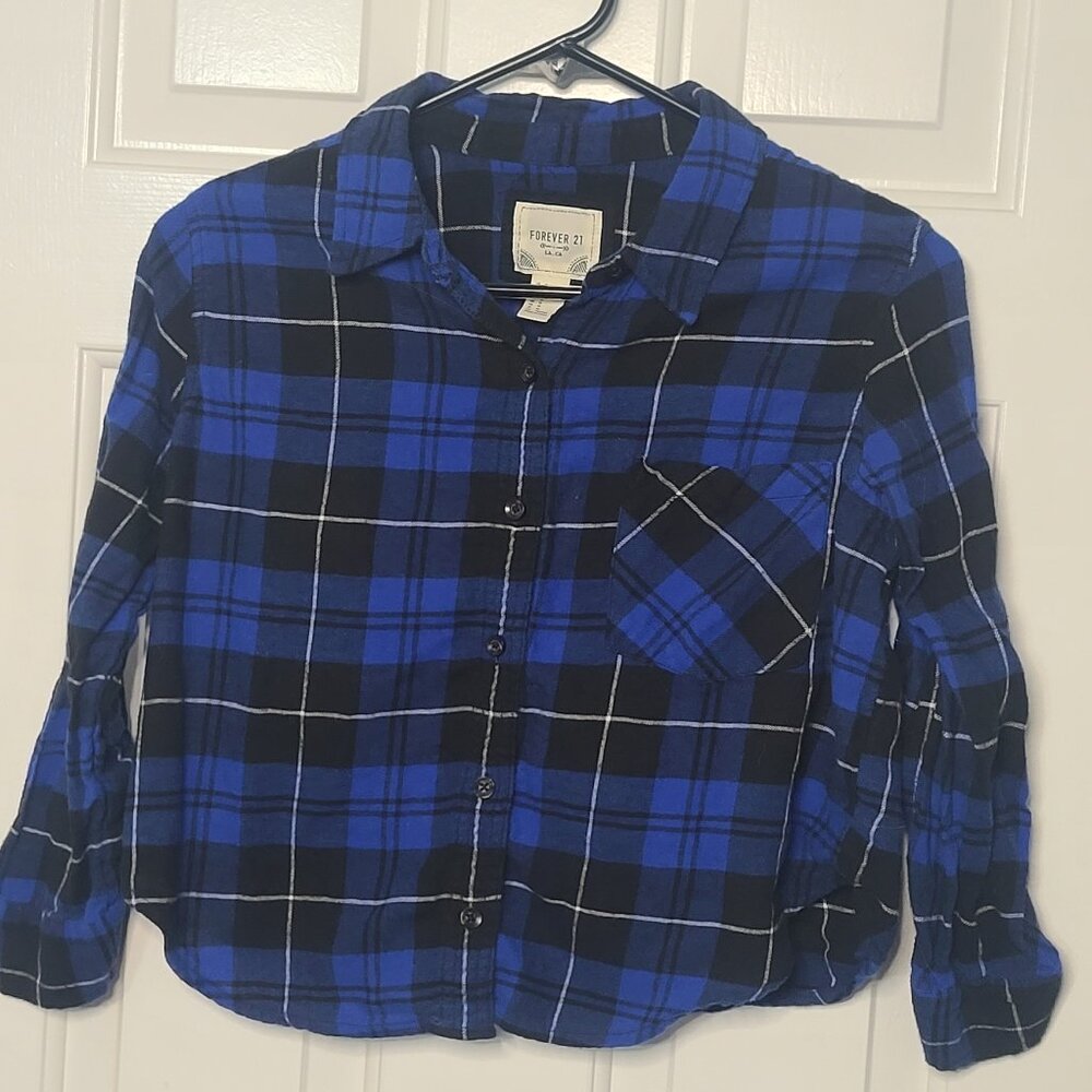 Blue and black plaid forever 21 crop flannel - girl's Size Medium